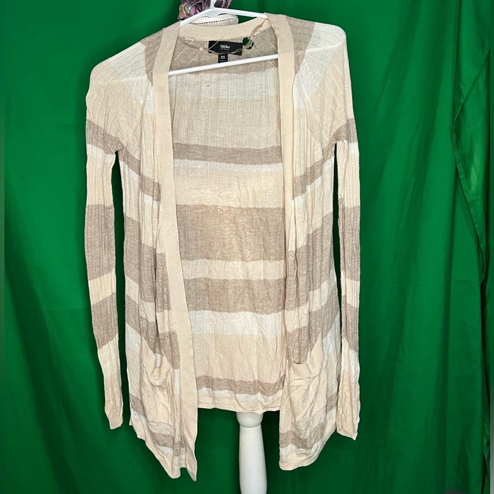 Nude cardigan.